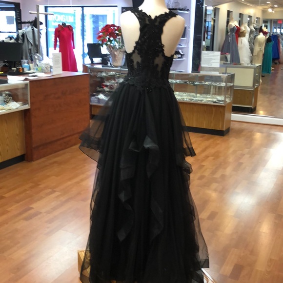 ⭐️SOLD⭐️ Black prom dress with mini rhinestones - Picture 4 of 8